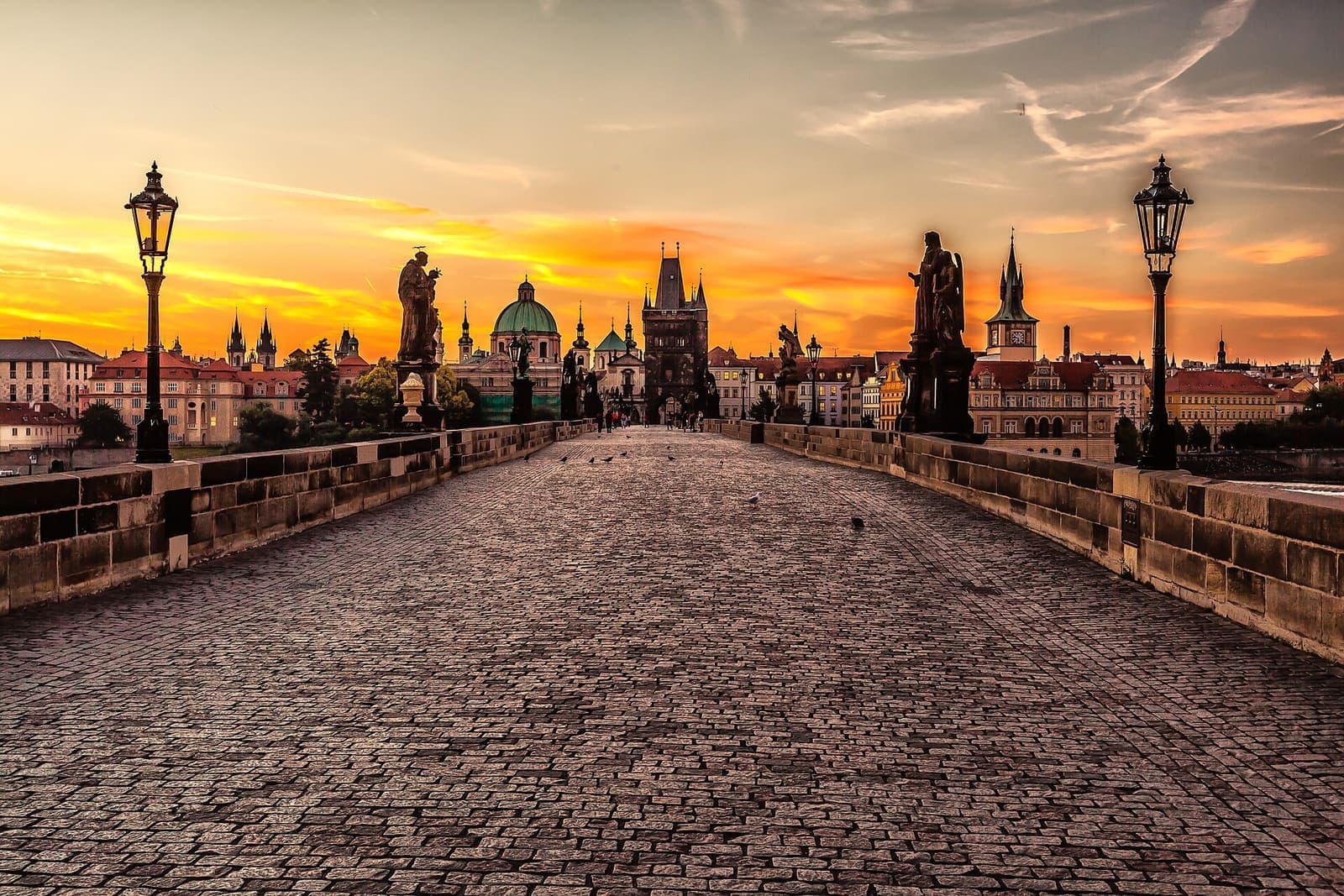 Prague Essentials: Castle, Bridge & Old Town